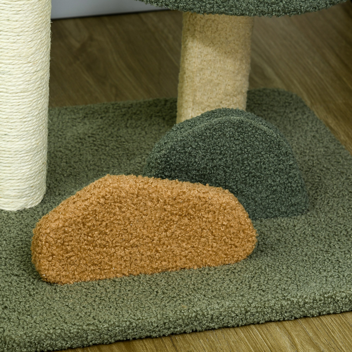 52cm Cat Tree for Indoor Cats - Two Beds, Scratching Posts & Toy Ball